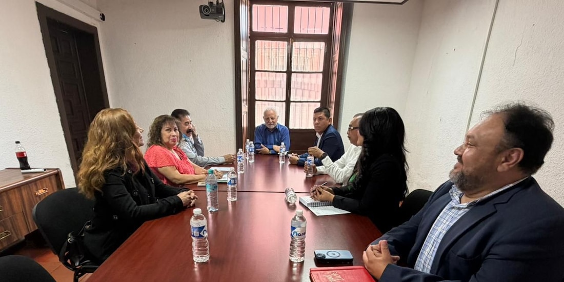 Reunión entre autoridades en San Luis Potosí.