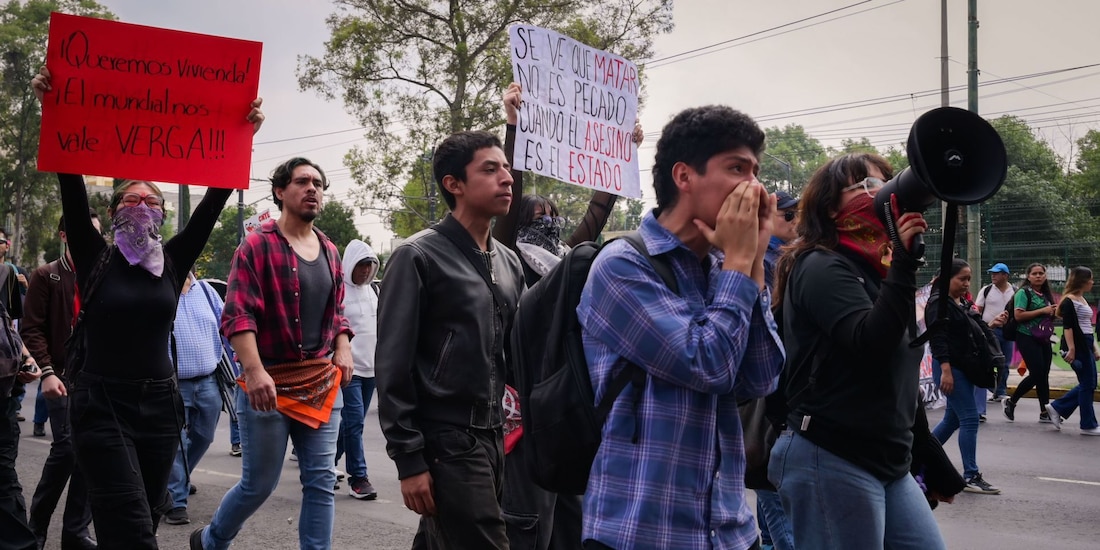 Aspectos de bloqueo registrado en vialidades del sur de la Ciudad de México