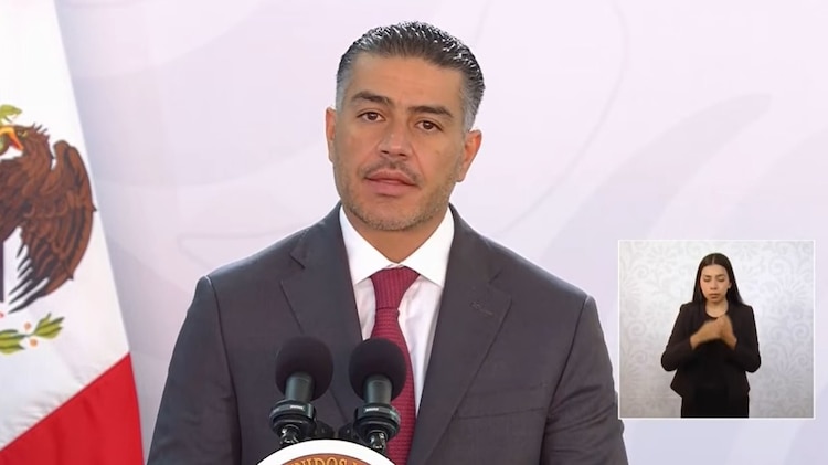 El secretario destacó detenciones, decomisos y la destrucción de laboratorios clandestinos como parte de la estrategia federal en Michoacán.