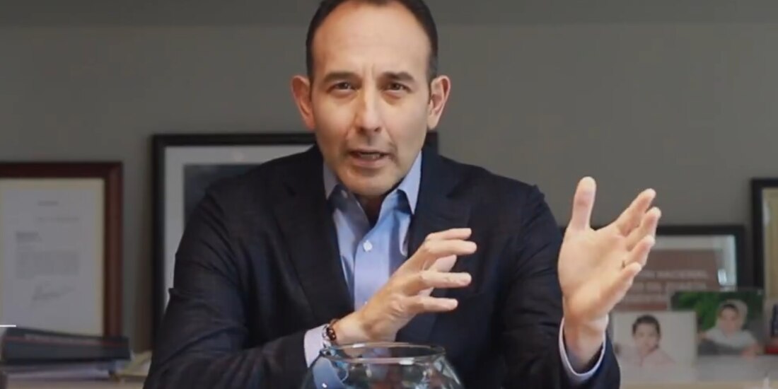 Roberto Gil Zuarth, excandidato a ministro, ayer, en un mensaje difundido a través de sus redes sociales