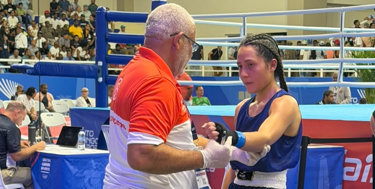 Ariadna Gil se despide de Santo Domingo con un bronce.