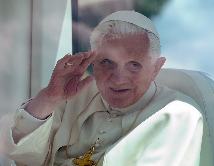 El entonces Papa Benedicto XVI.