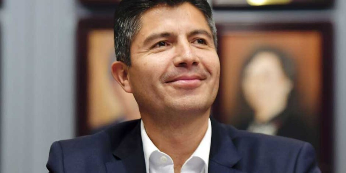 Consejo Político del PRI aprueba al panista Eduardo Rivera al gobierno de Puebla