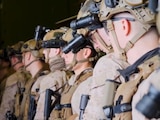 Personal militar estadounidense mantiene labores de búsqueda e identificación tras el ataque contra la base de Muwaffaq Salti, en Jordania.