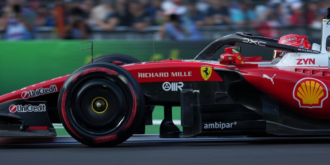 El Ferrari de Charles Leclerc en las Prácticas 2 del Gran Premio de México de F1.