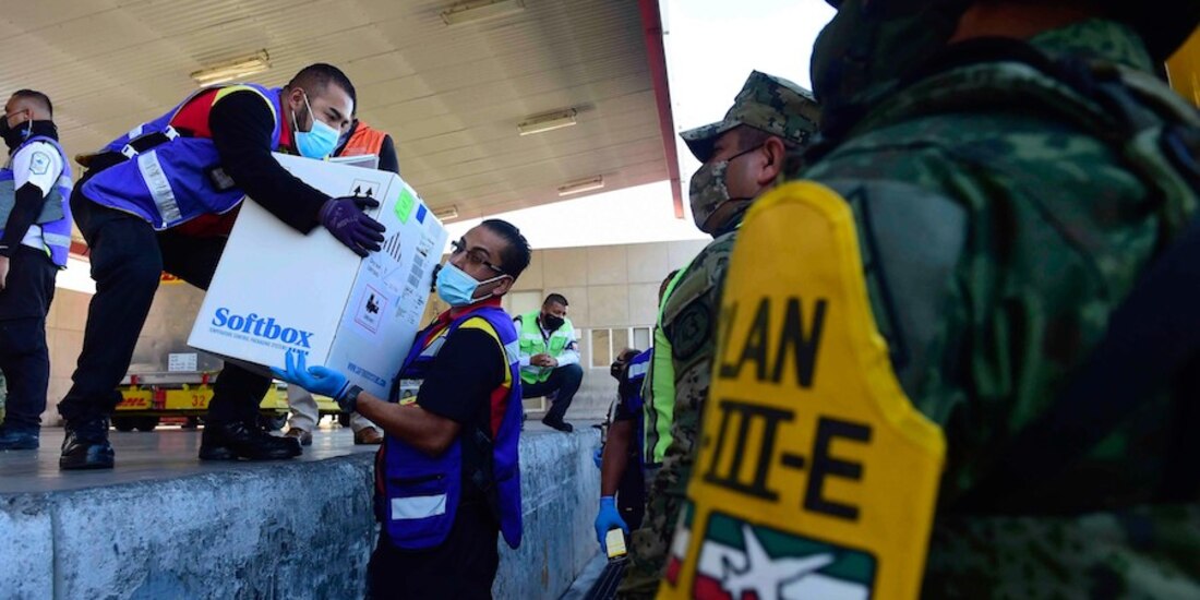 Recepción del biológico, ayer en el AICM.