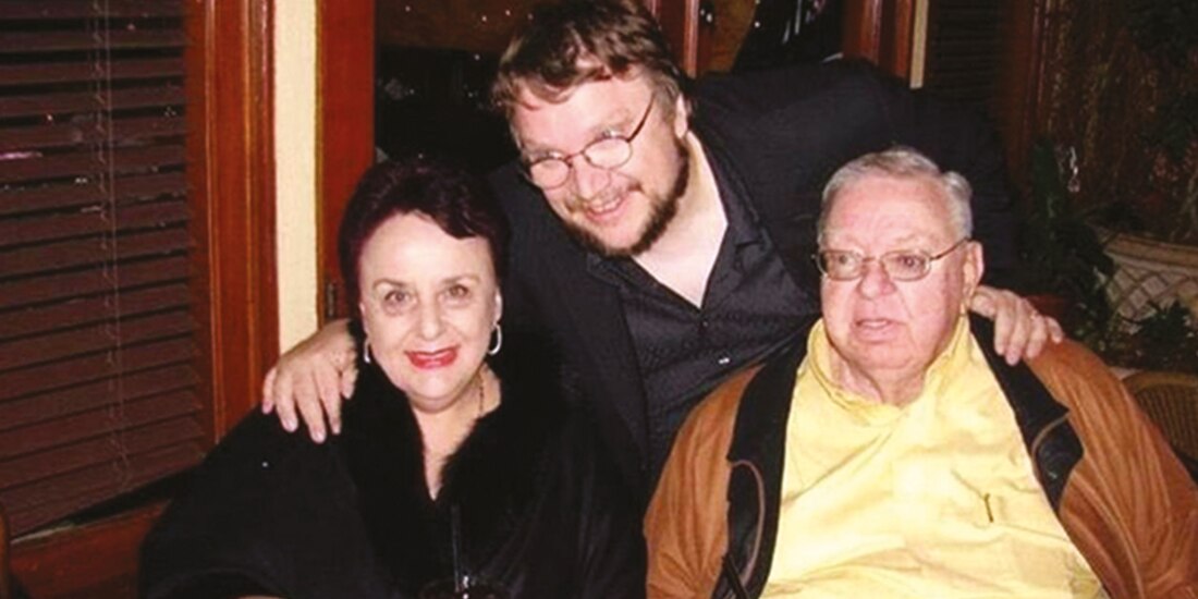 El director con su madre, en imagen de archivo.