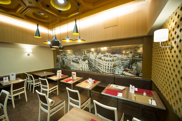 Delincuentes operan en cafeterías.