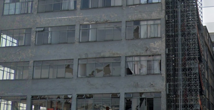 Así lucía el edificio de San Antonio Abad antes del derrumbe