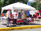 Elementos de la Cruz Roja Mexicana resguardaron las celebraciones, ayer.