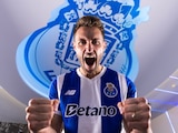 Santiago Gimenez ya es nuevo jugador del Porto.
