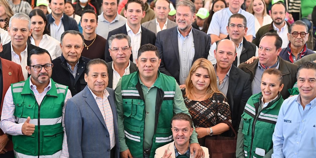 Ricardo Gallardo Cardona dio el banderazo de inicio a las obras.