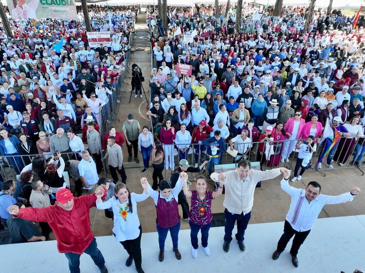 En el Día Internacional contra la Violencia a las Mujeres, Sheinbaum reafirma su compromiso con la austeridad republicana.