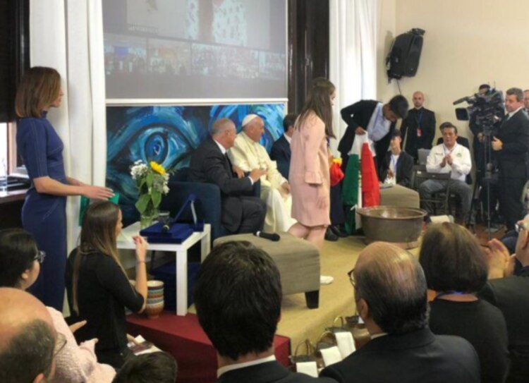 Reunión del Papa con niños de Scholas de Oaxaca en 2019.