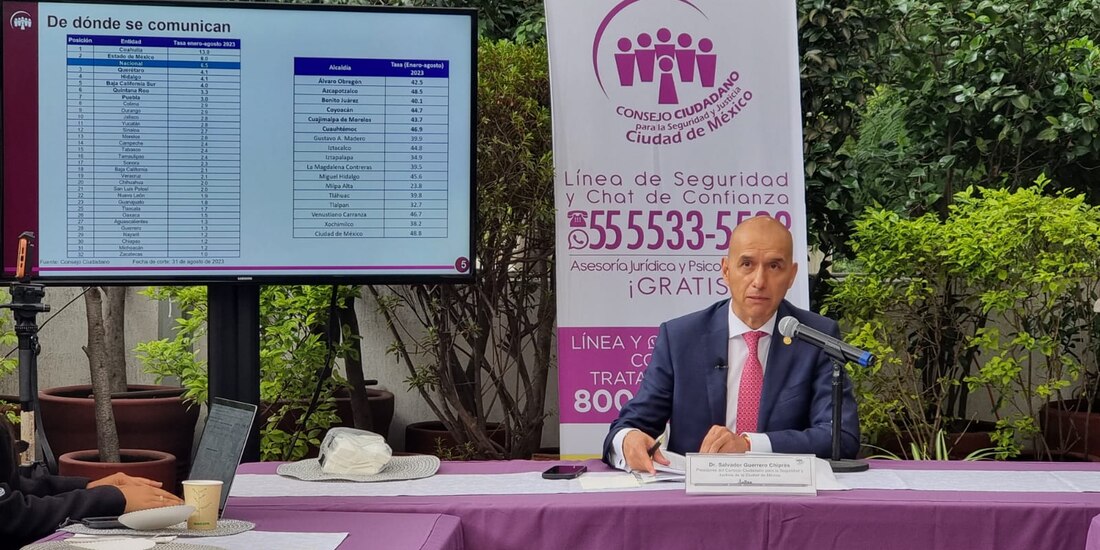 El presidente del Consejo Ciudadano, Salvador Guerrero, ayer, en conferencia.