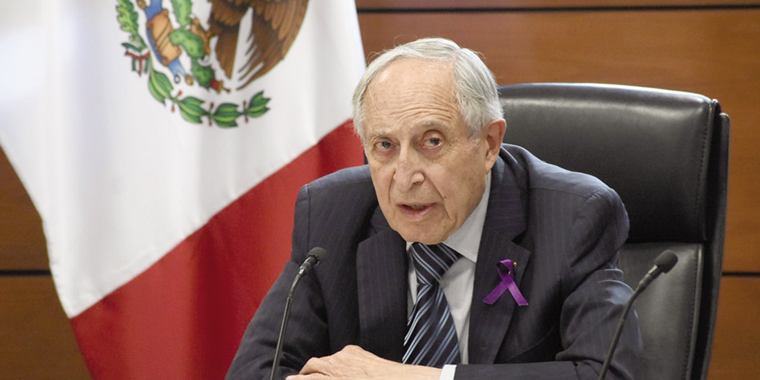 David Kershenobich, titular de la SSa, al encabezar ayer la ceremonia “¡Por ellas, por todas sin violencia!”.