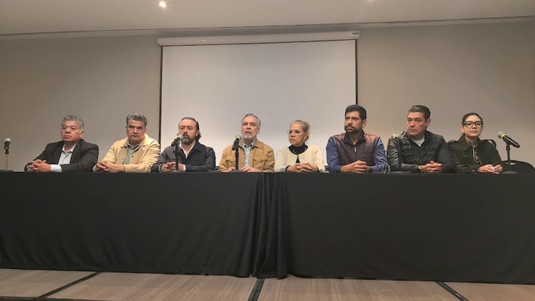 Representantes de Jalisco expusieron la problemática del agua en la zona metropolitana de Guadalajara.