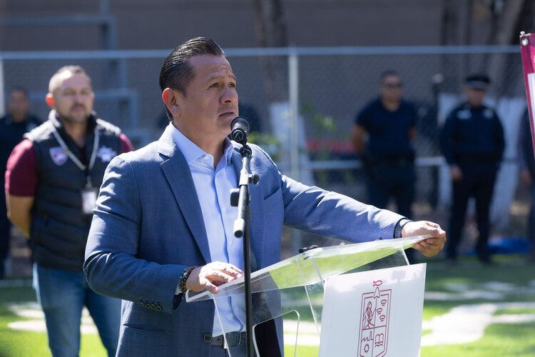 Michoacán cierra la puerta a artistas que hagan apología del crimen organizado.