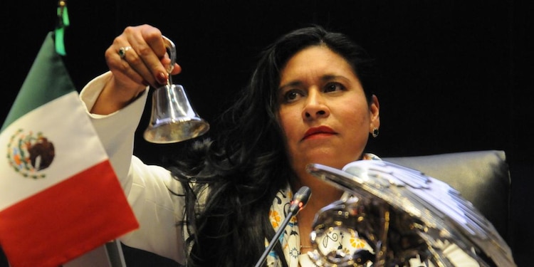 Ana Lilia Rivera, presidenta del Senado.