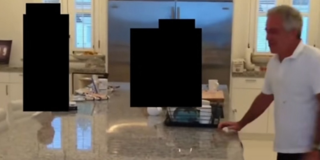 Difunden video de Epstein interactuando con chicas