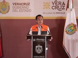 El gobernador Cuitláhuac García ofreció un reporte sobre el estado que guarda el huracán "Grace".