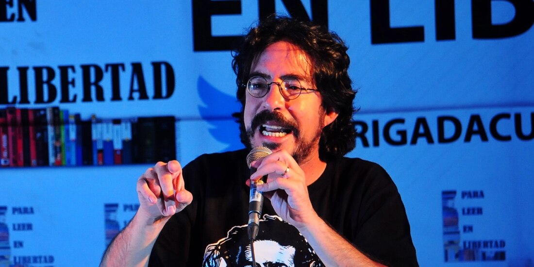 Pedro Salmerón lanza acusaciones contra Enrique Márquez.