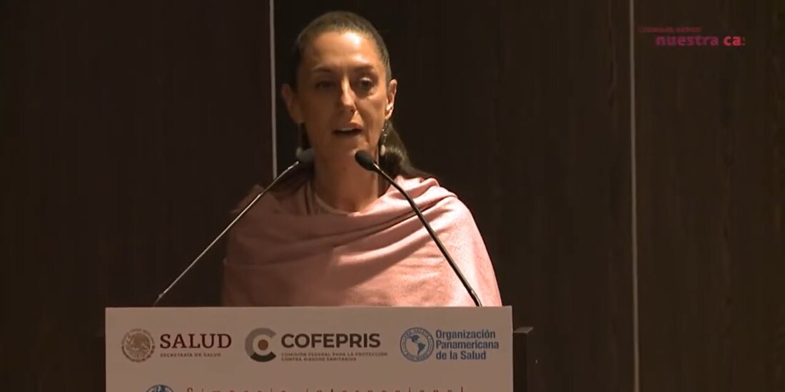 La Jefa de Gobierno de la CDMX durante su participación en el Simposio Internacional “La Regulación Sanitaria en un Mundo Post COVID-19”.