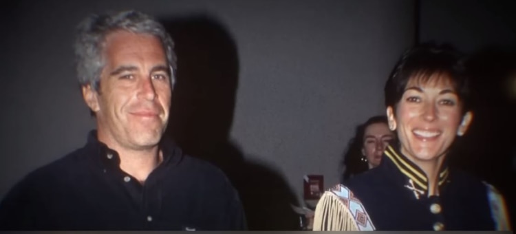 Así se veía de joven Ghislaine Maxwell, junto a Jeffrey Epstein