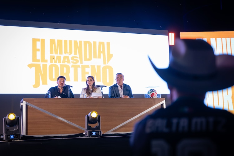 Samuel García y Mariana Rodríguez encabezaron la presentación del cartel musical para el Fan Fest en Nuevo León.