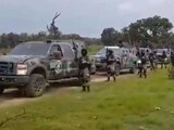 En videos, se ve a gente con armas de grueso calibre mostrando su apoyo al líder del CJNG.