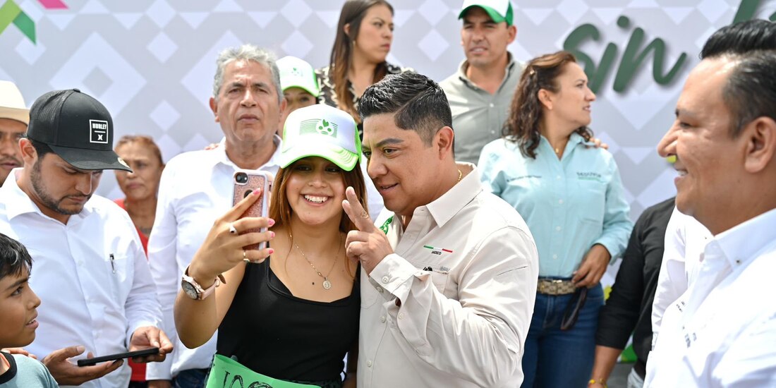 Ricardo Gallardo impulsa infraestructura para mejorar educación y servicios básicos en varios municipios.