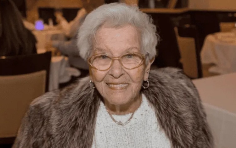 Su legado de resiliencia y lucha por la memoria histórica perdurará a través de las generaciones.