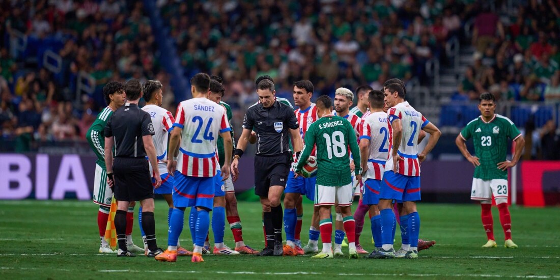 El México vs Paraguay detenido por el grito homofóbico