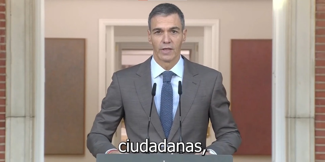 El Presidente del Gobierno español, Pedro Sánchez, en su mensaje de este lunes.
