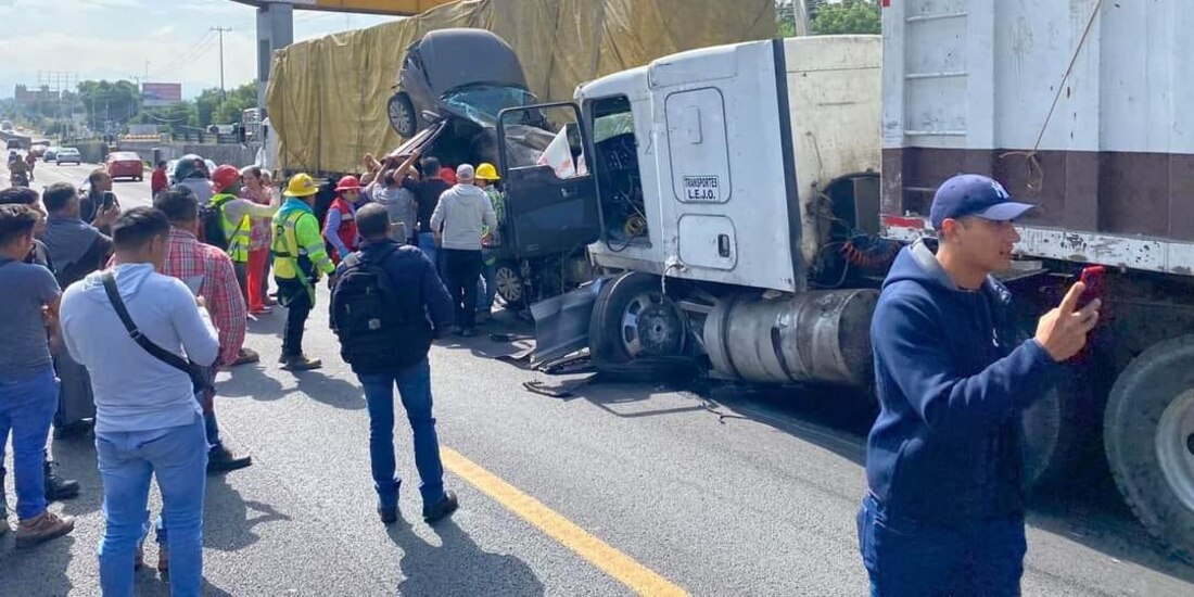 Carambola en la autopista México-Puebla Hoy 22 de octubre