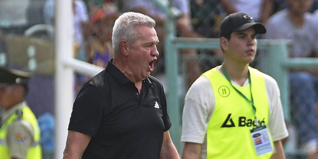 El vasco le grita a sus futbolistas durante el partido del pasado domingo.