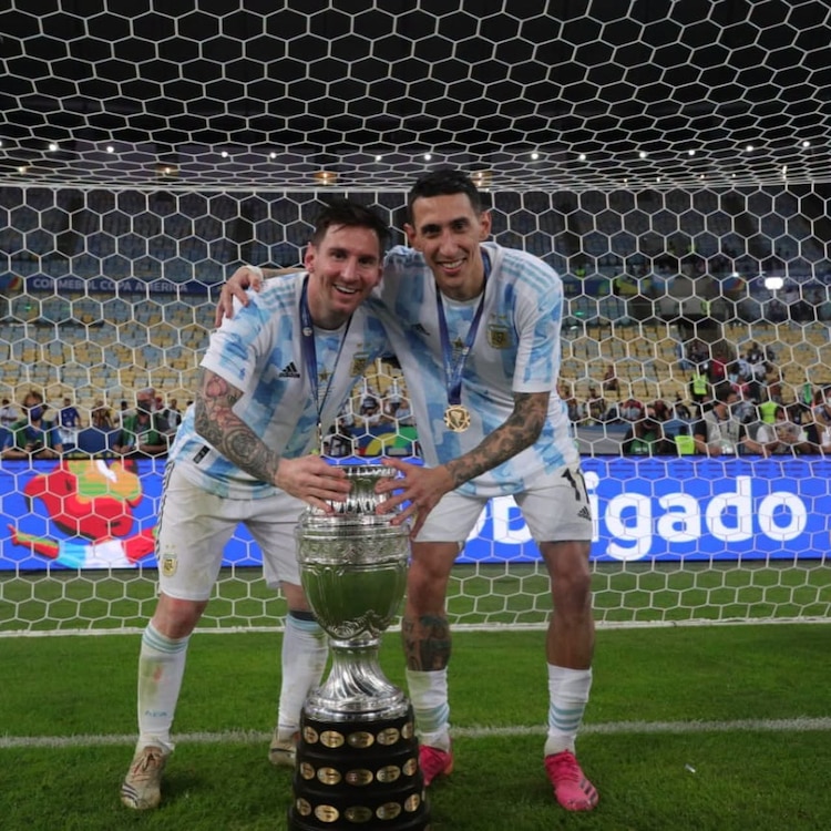 Una de las fotos que compartió Ángel Di María tras el retiro de Lionel Messi de la Selección Argentina.