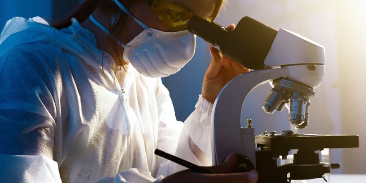 La OMS detalló que sólo 37 casos de ántrax habían sido confirmados por pruebas de laboratorio.