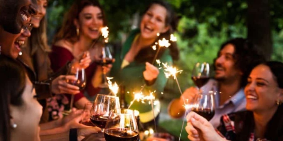 Descubre cómo calcular porciones de comida y bebida para tus eventos de fin de año y optimiza tu presupuesto comprando al mayoreo en City Club.