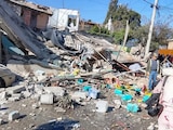 Explosión en Coacalco, Edomex, deja una vivienda destrozada; reportan 12 heridos.