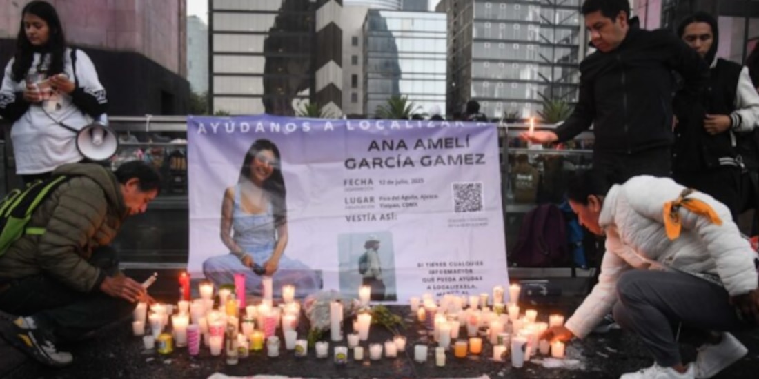 Familiares de Amelí, durante una velada en su honor, el 19 de julio.