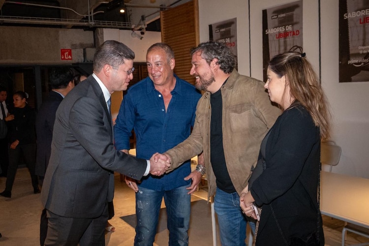 La serie "Sabores de Libertad" narra historias de resiliencia y transformación a través de la cocina en el penal de Santa Martha Acatitla.