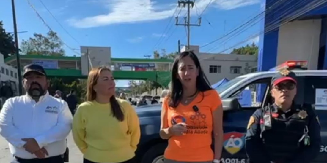 Operativo "Blindamos tu regreso a clases" en acción, con presencia policial y vigilancia periférica.