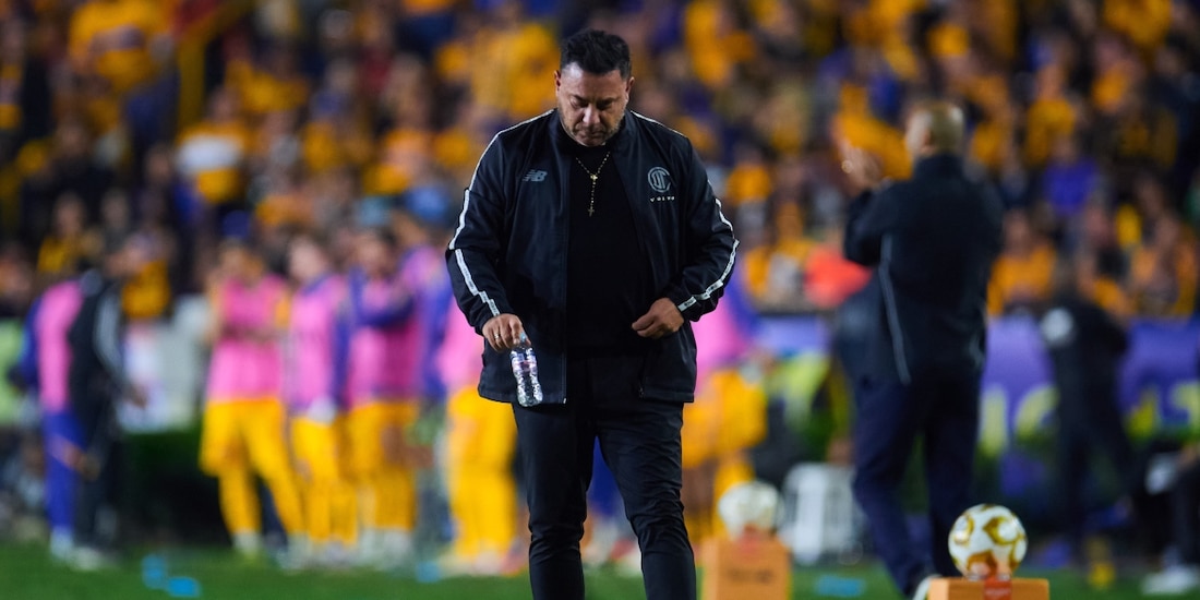 Turco Mohamed en la final de ida del Apertura 2025