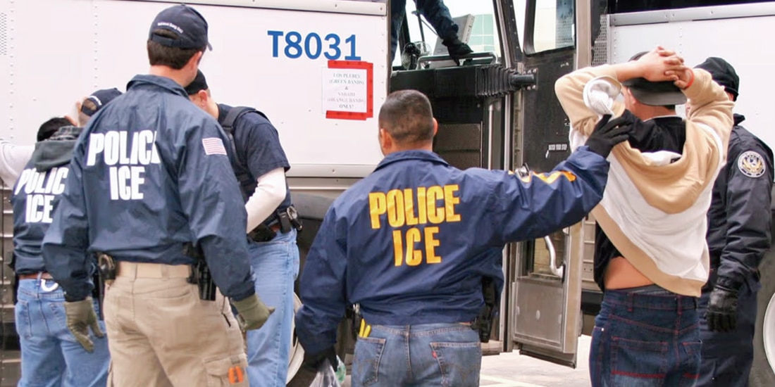 IMAGEN de archivo de una redada antiinmigrante, sin fecha ni lugar de captura, provista por el ICE.