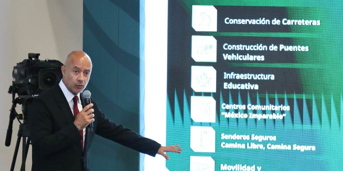 El titular de la SICT, Jesús Esteva Medina, anunció una inversión histórica de 76 mil 399 mdp para obras viales y trenes en el Edomex.