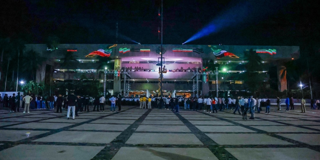 Acto cívico protocolario por el 215 aniversario de la Independencia en el Palacio de Gobierno de Culiacán, el 15 de septiembre de 2025.