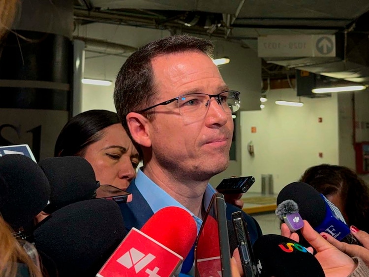 El senador Ricardo Anaya Cortés, del PAN, durante declaraciones a la prensa, el 14 de septiembre de 2026.