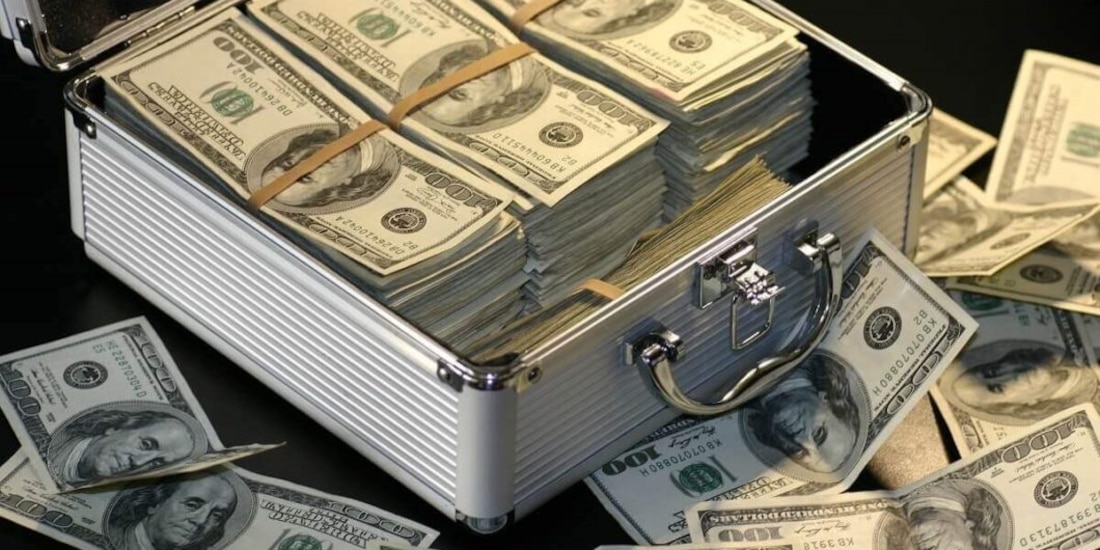 Detecta UIF presunto lavado de dinero de universidad pública en 22 países
