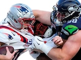 DRAKE MAYE, de los Pats, es capturado en el Super Bowl pasado ante los Seahawks.